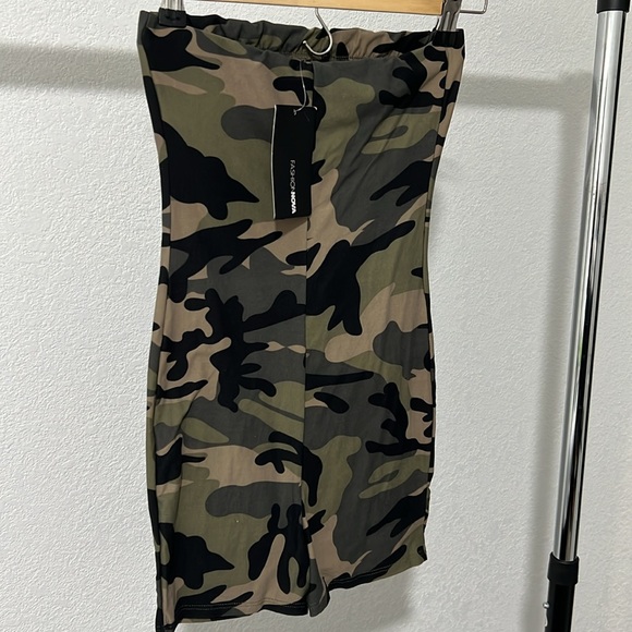 Rompers - Picture 4 of 9